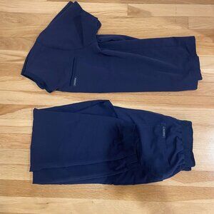 Jaanuu Men's Medium navy blue scrub set